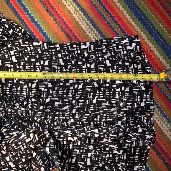 Lane Bryant ruffle front blouse - Picture 9 of 9